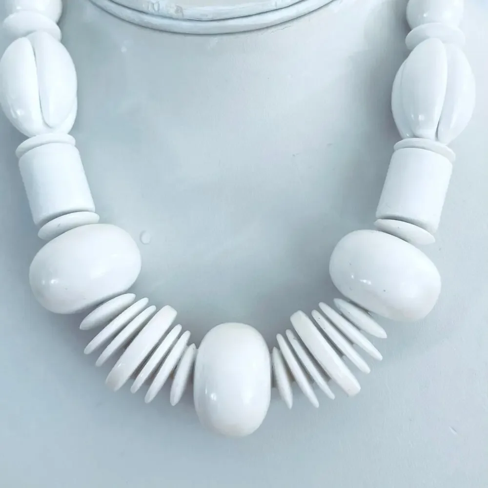 Vtg Chunky Statement Necklace Geometric Retro White Mod 60s MCM Acrylic Resin
